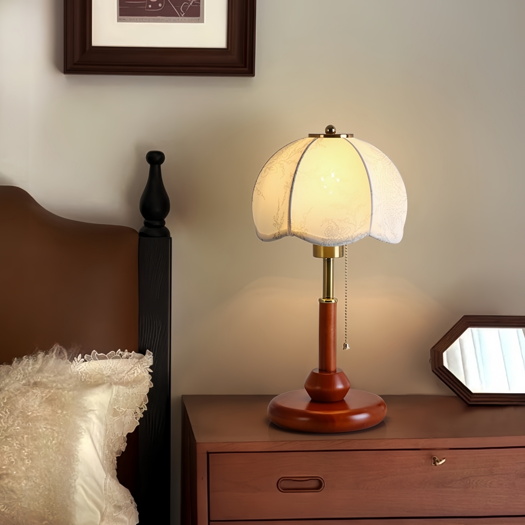 ヴィンテージスカラップドームテーブルランプ寝室ナイトスタンド - Home Decor Fabric のレビューと価格